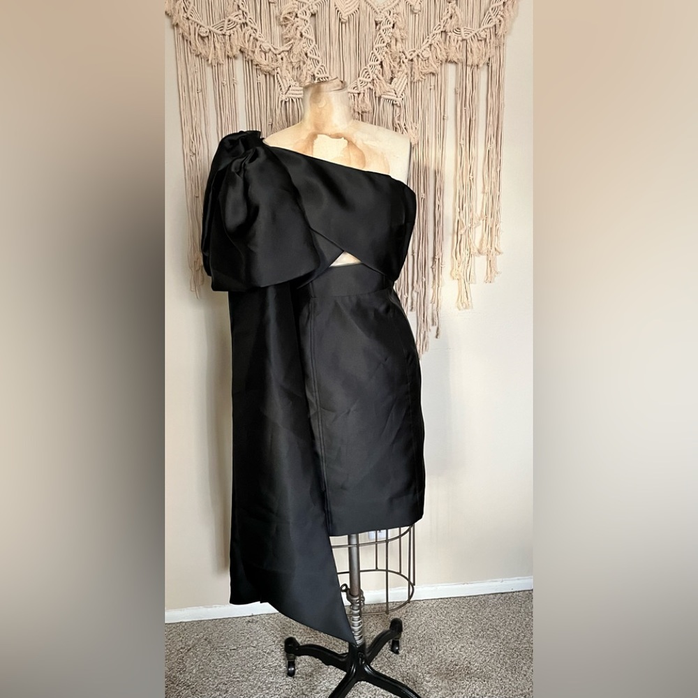 NWT Toccin $795 Black Bow One Shoulder Dress NWT Size 6 - Picture 3 of 12